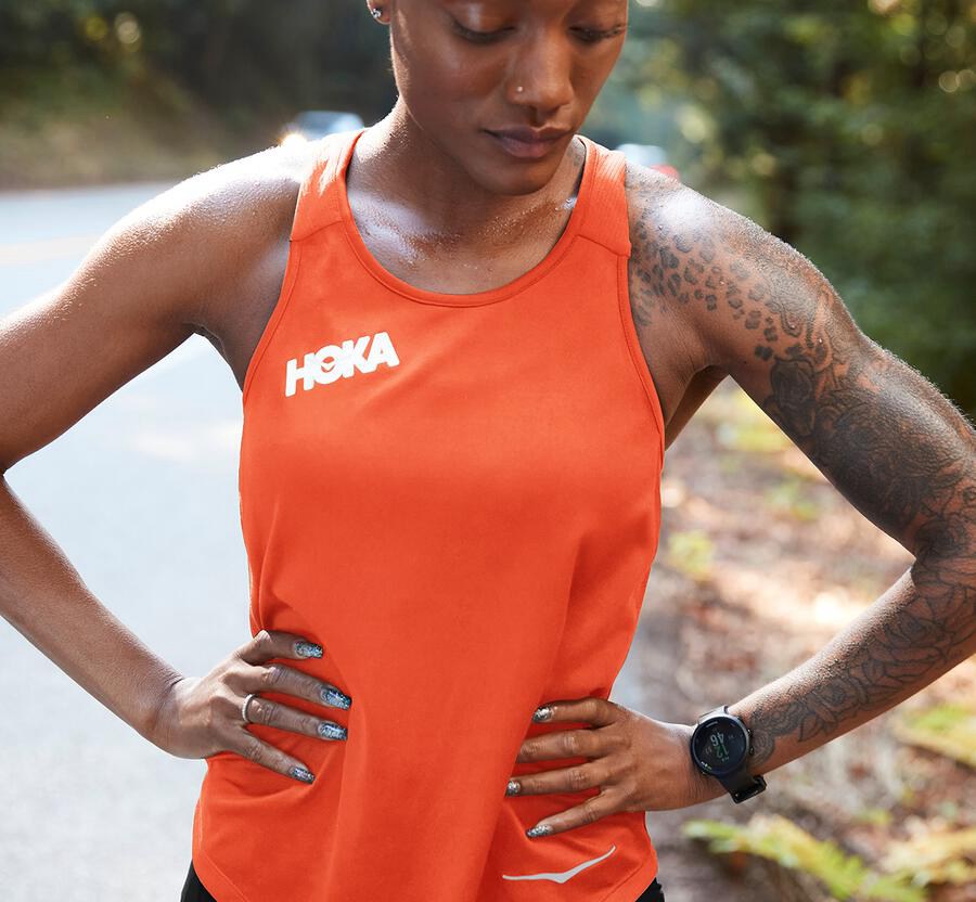 Top Hoka One One Feminino Laranja - Performance Tank - 472-KOBLVF